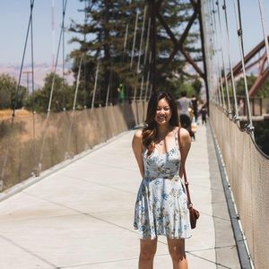 Meet your Posher, Crystal